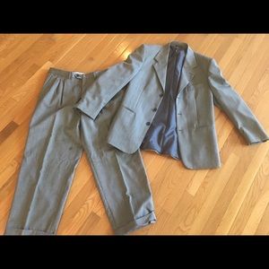Men’s suit 34R jacket and 51x41 pants